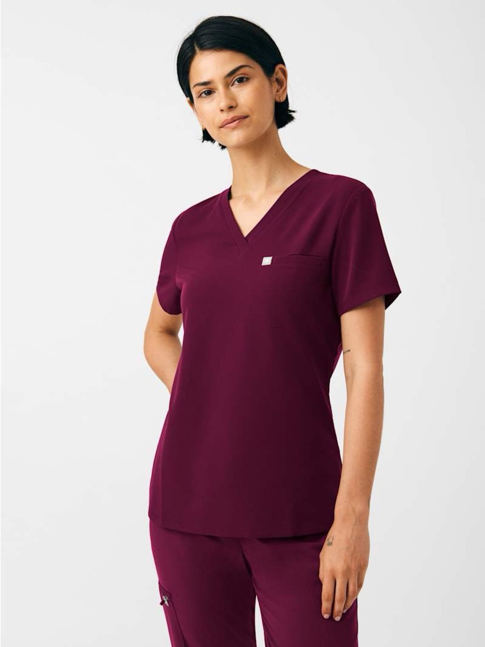 Beyond Scrubs Women's V-Neck Short Sleeve XXS Wine Scrub Top NWT